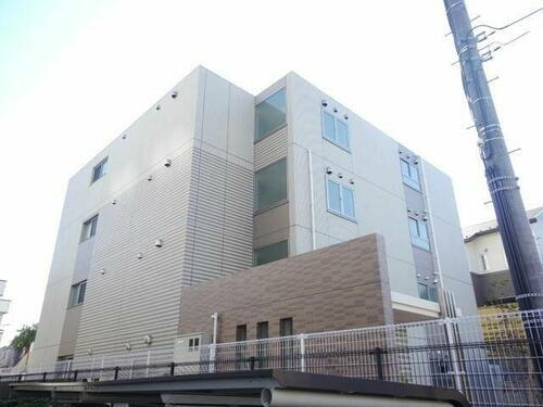 神奈川県相模原市緑区橋本４丁目 4階建