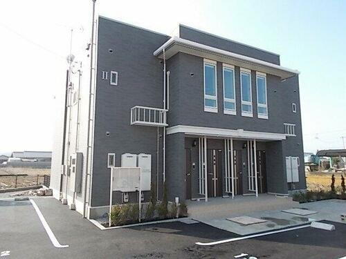 香川県高松市新田町甲 賃貸アパート