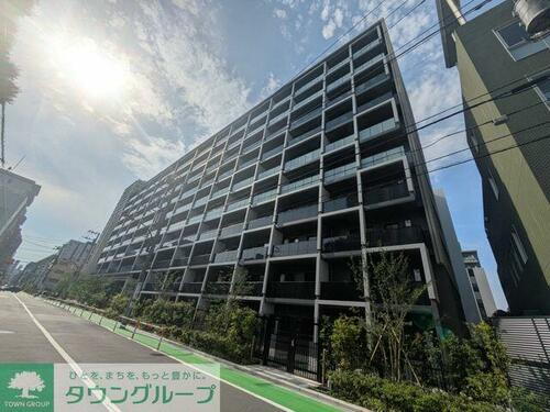 東京都新宿区東五軒町 10階建