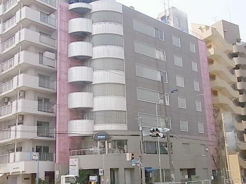 ワールド府中 7階建