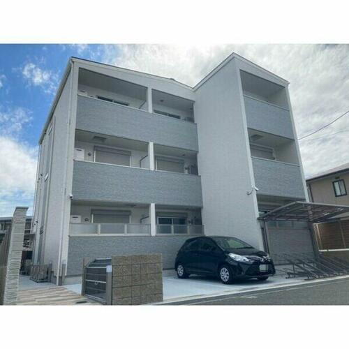 兵庫県尼崎市猪名寺２丁目 築3年6ヶ月 3階建