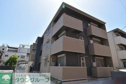 東京都八王子市大和田町５丁目 3階建