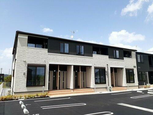 香川県綾歌郡綾川町滝宮 賃貸アパート