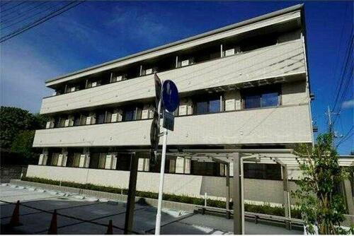 クレールレジデンス 3階建
