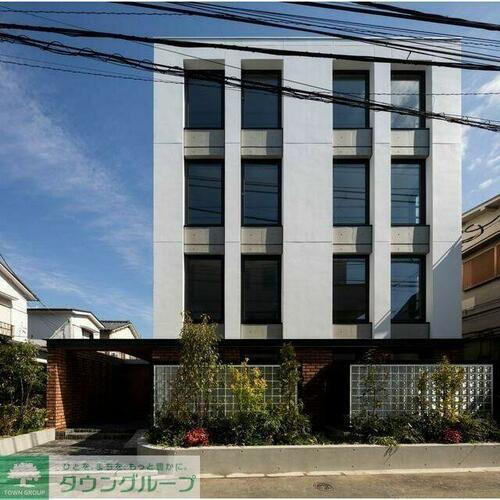 東京都中野区中央３丁目 4階建