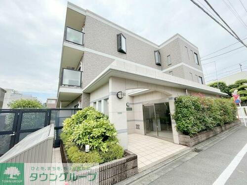 パルナッソス成城 3階建