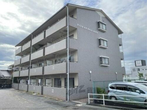 ヴィラ・アンドゥミル