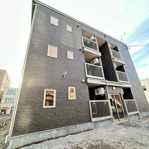 北海道室蘭市東町２丁目 賃貸アパート