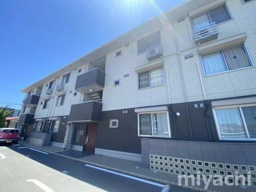 徳島県徳島市南田宮２丁目 築3年12ヶ月 3階建