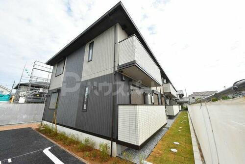 千葉県柏市旭町８丁目  2階建