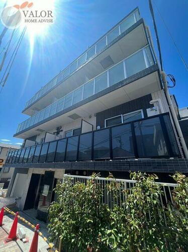 神奈川県横浜市西区中央１丁目 4階建