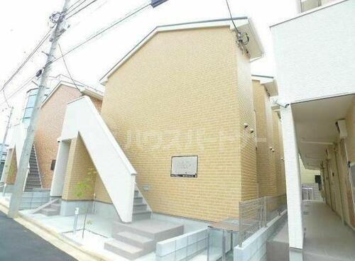 千葉県松戸市常盤平陣屋前 2階建