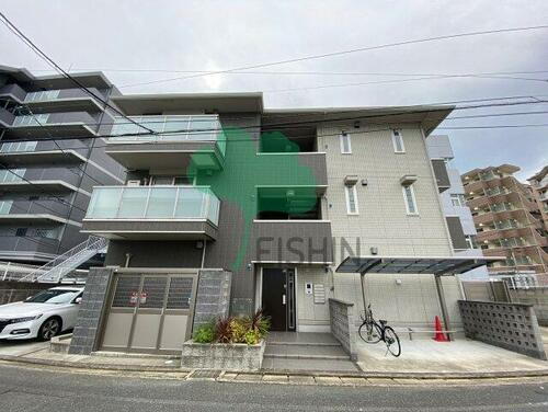 福岡県福岡市博多区博多駅南６丁目 3階建 築8年2ヶ月