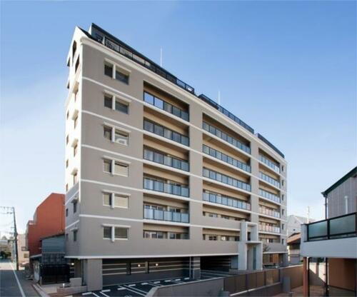 福岡県北九州市小倉北区田町 9階建