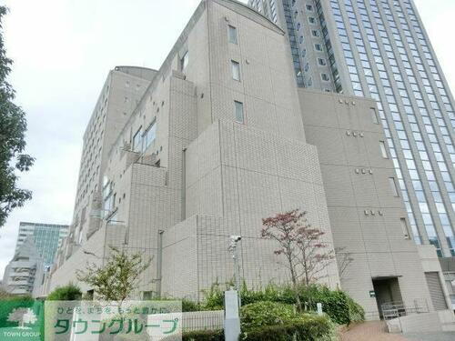 東京都渋谷区広尾１丁目 13階建