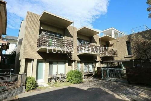 東京都杉並区成田西１丁目 賃貸マンション