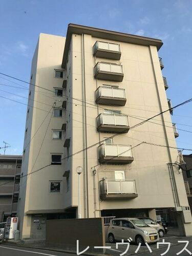 福岡県福岡市早良区室見１丁目 7階建