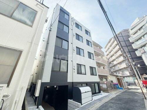 プレミアム梅島駅前 4階建
