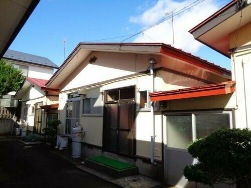 加賀谷アパート 平屋建て