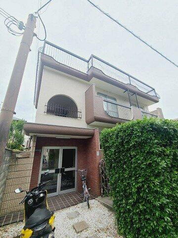ひとみ荘 2階建