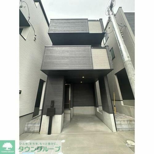 埼玉県さいたま市大宮区櫛引町１丁目 3階建 