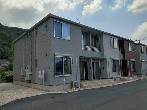 広島県三原市新倉３丁目 賃貸アパート