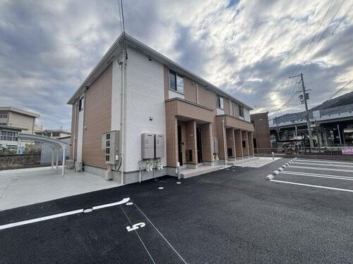 メゾンモンレーヴ