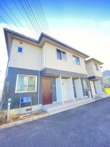 香川県高松市中間町 賃貸アパート