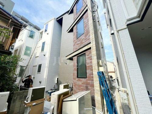 ピッコラアルテ 3階建