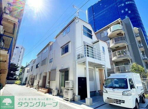 Ｂａｓｅ　Ｎｉｓｈｉｓｈｉｎａｇａｗａ 2階建