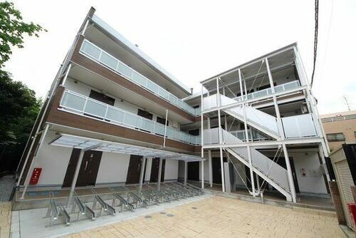 埼玉県さいたま市浦和区領家７丁目 3階建 築7年5ヶ月