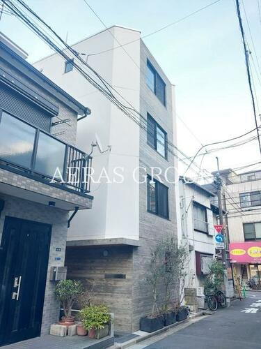 ＰＲＡＴＩＱＵＥ　ＴＡＫＩＮＯＧＡＷＡ　ｔｒｅｎｄ 4階建