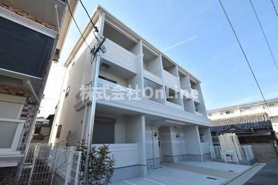 大阪府八尾市弓削町１丁目 3階建 