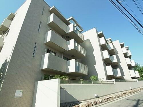 兵庫県神戸市東灘区御影郡家２丁目 築27年11ヶ月 地上3階地下1階建