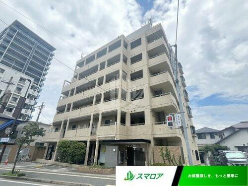 福岡県福岡市中央区桜坂１丁目 6階建