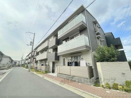 大阪府東大阪市南上小阪 築6年4ヶ月 3階建