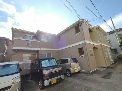 大阪府箕面市牧落１丁目 2階建