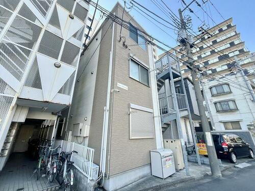 アンスール横浜 3階建