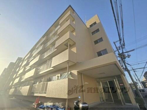 大阪府寝屋川市日新町 賃貸マンション