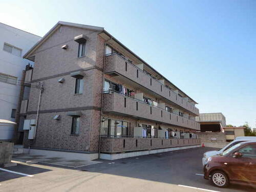 エスト・クレールⅡ 3階建