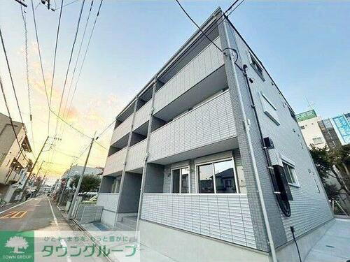 パークフロント府中美好町 3階建