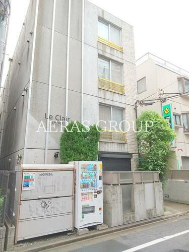 東京都渋谷区代々木４丁目 4階建