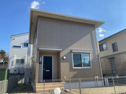 兵庫県三木市志染町青山１丁目 賃貸一戸建て