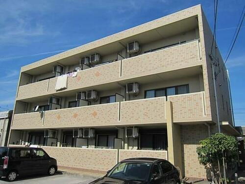 愛知県名古屋市中川区川前町 賃貸マンション