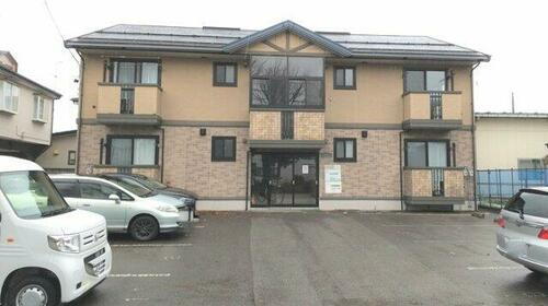 秋田県秋田市山王臨海町 賃貸アパート