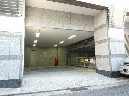 プレジール三ノ宮