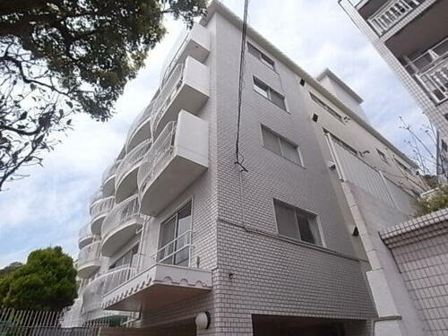 兵庫県神戸市中央区北野町４丁目 賃貸マンション