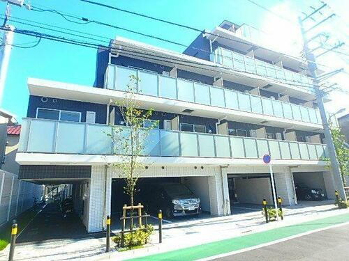 東京都板橋区東新町１丁目 5階建