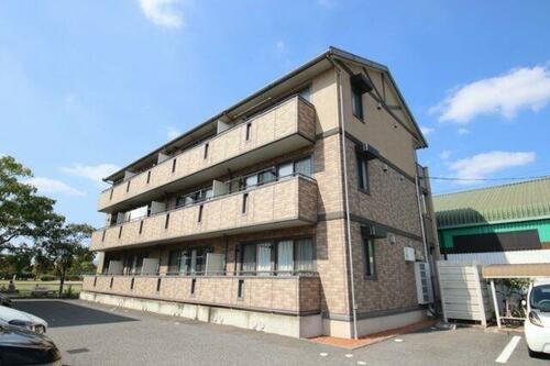 シャルル　Ⅰ棟 3階建