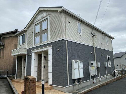 兵庫県姫路市広畑区則直 築11年10ヶ月 2階建